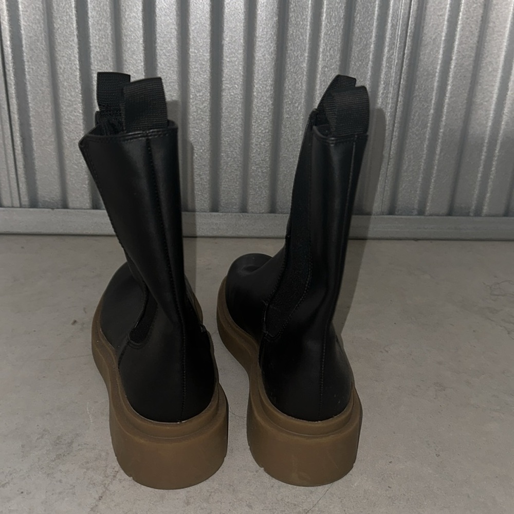 H&M boots - Picture 3 of 3